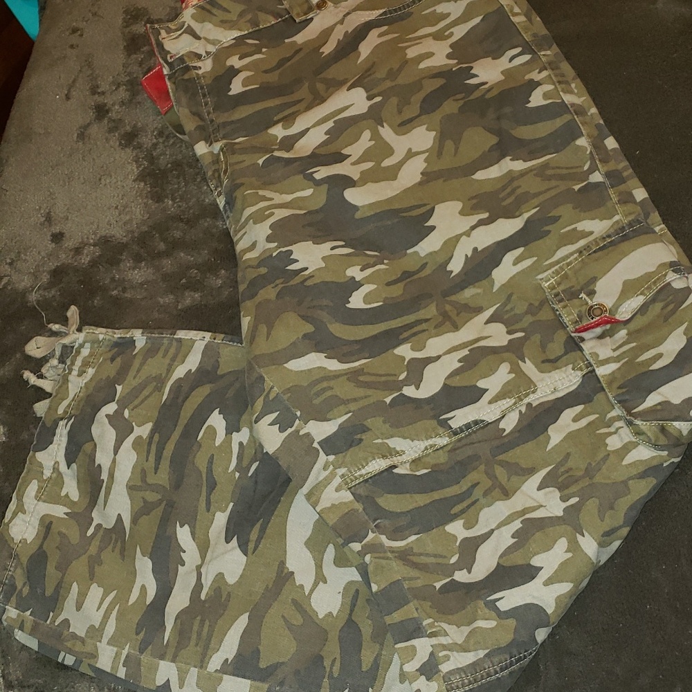 Camo pants